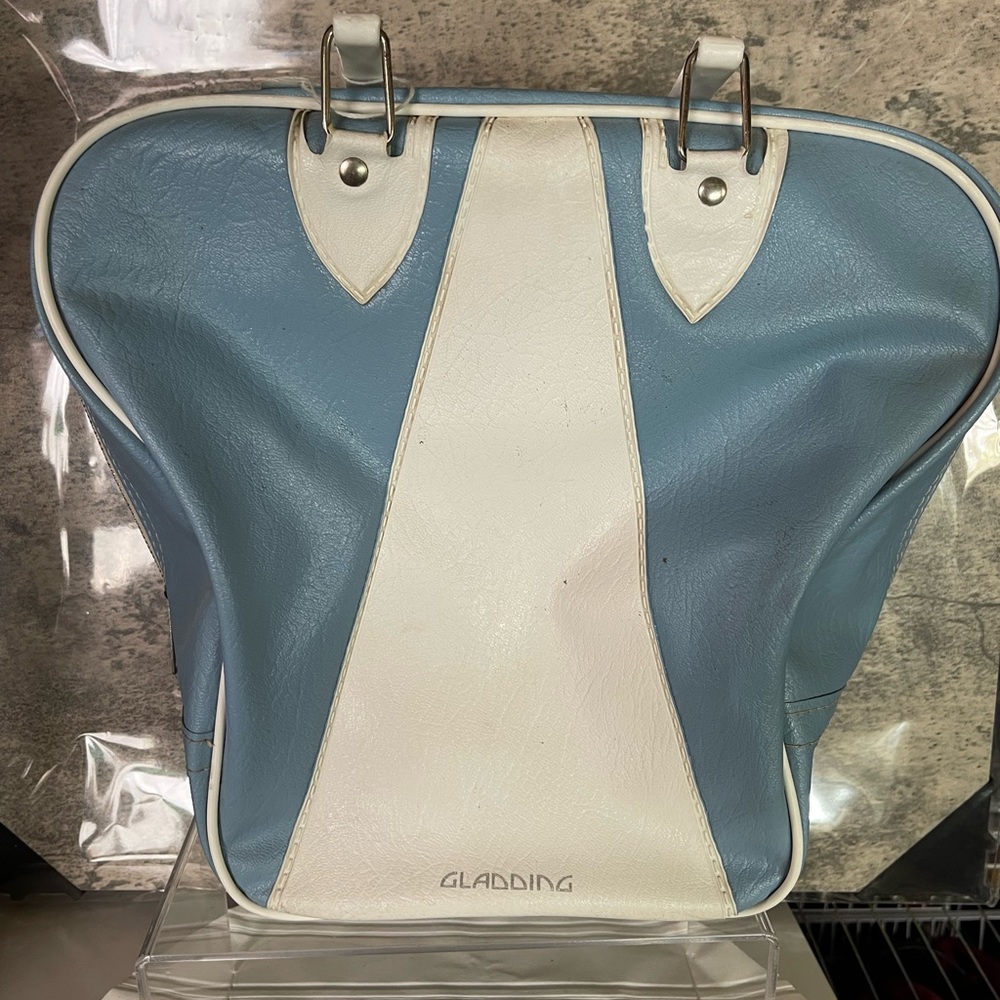 Vintage powder baby blue gladding bowling ball bag